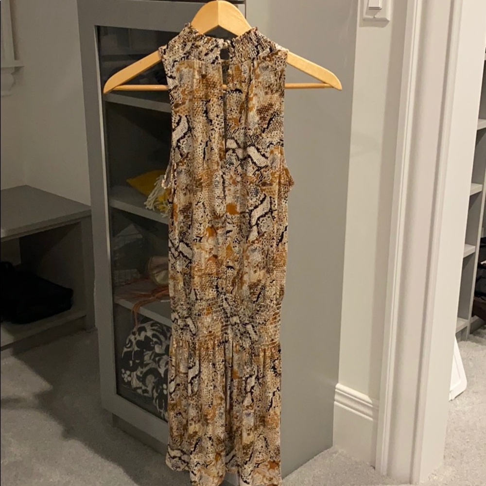 Dress - Picture 2 of 2